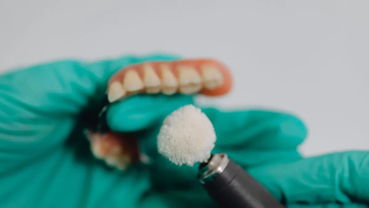 Composite bonding applied directly to a tooth