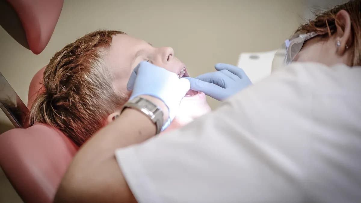 Thin porcelain veneers compared with a full smile design